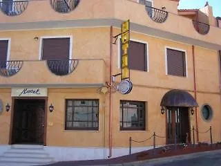 米斯特拉尔酒店 3*